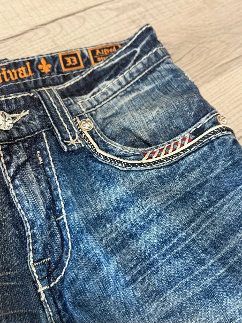 Rock Revival Men’s Straight Cut Jeans Distressed Embroidered Blue Denim W33/L32